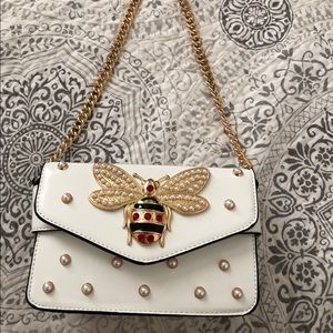 White Bee bag